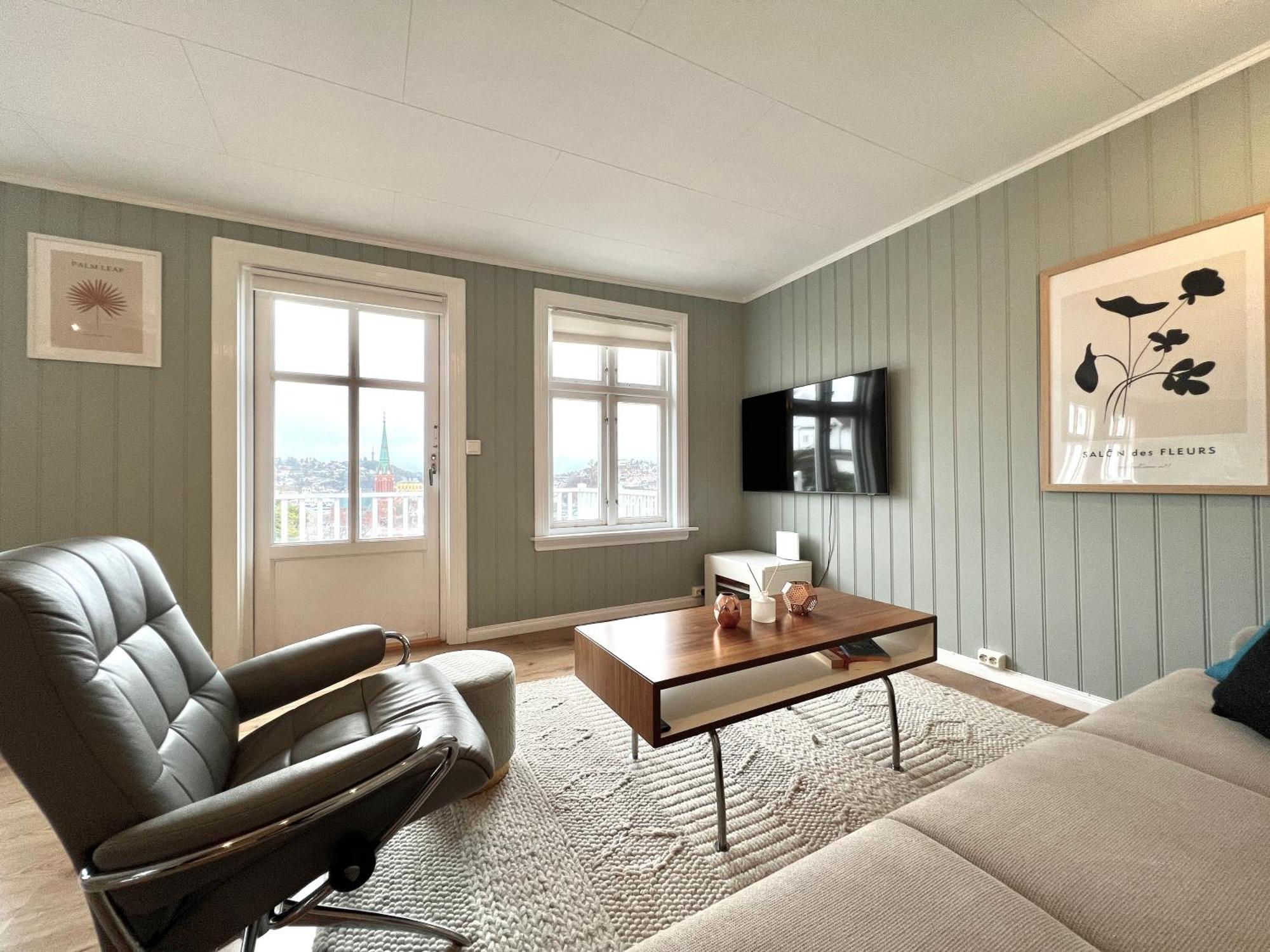 Sentrum - Koselig Hus Med Parkering Holiday home *